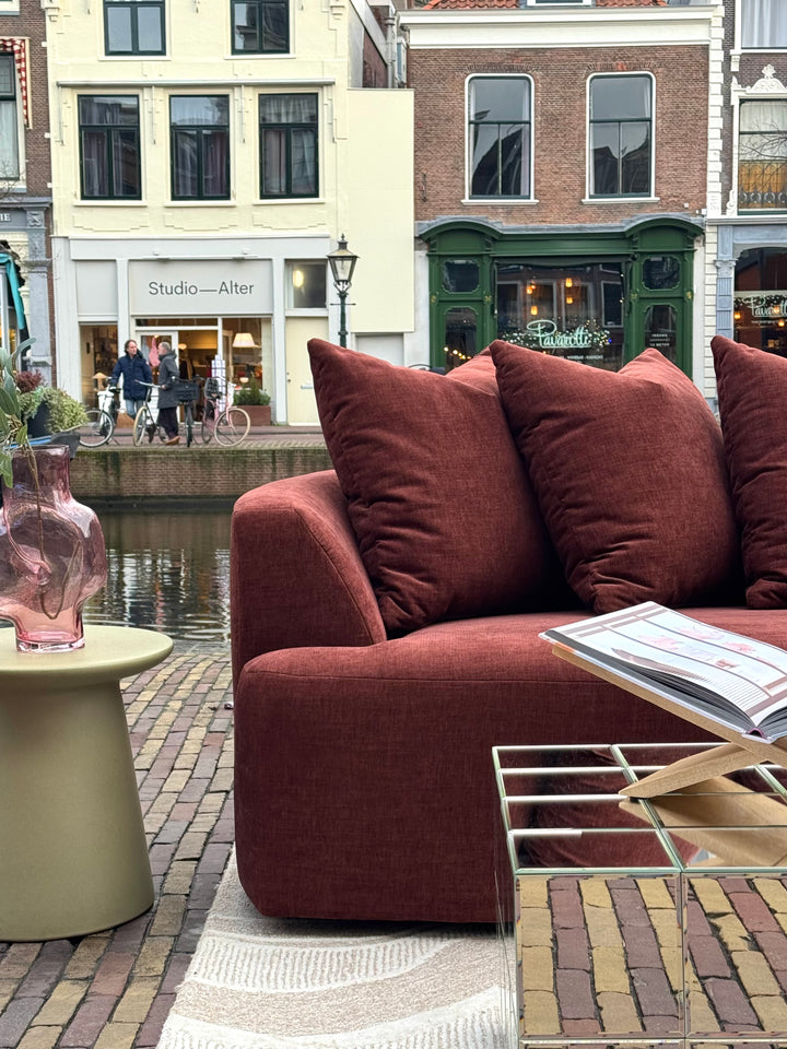 Bank Verona bordeaux