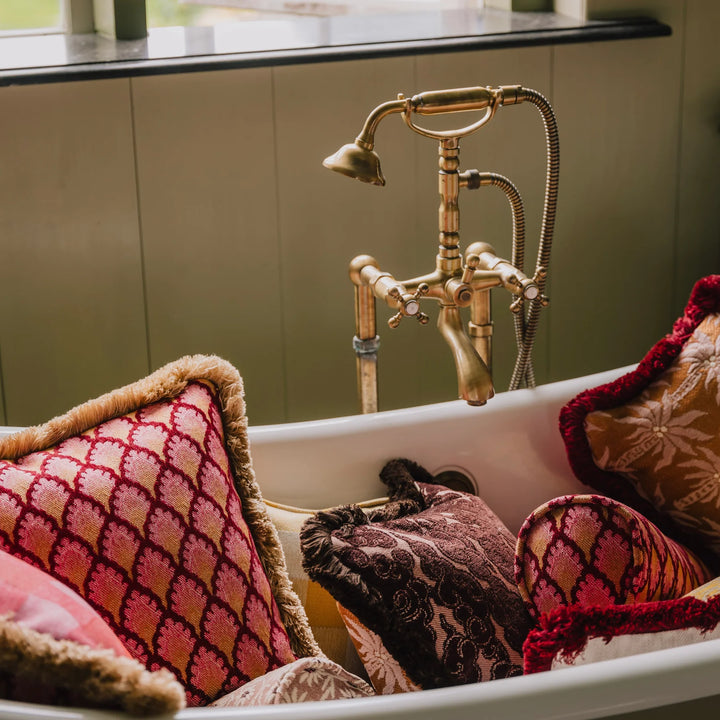 Kussen Palais Jessica Bordeaux & Rose X Laura Karamel