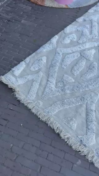 Showmodel vloerkleed Melangkah 160x230cm
