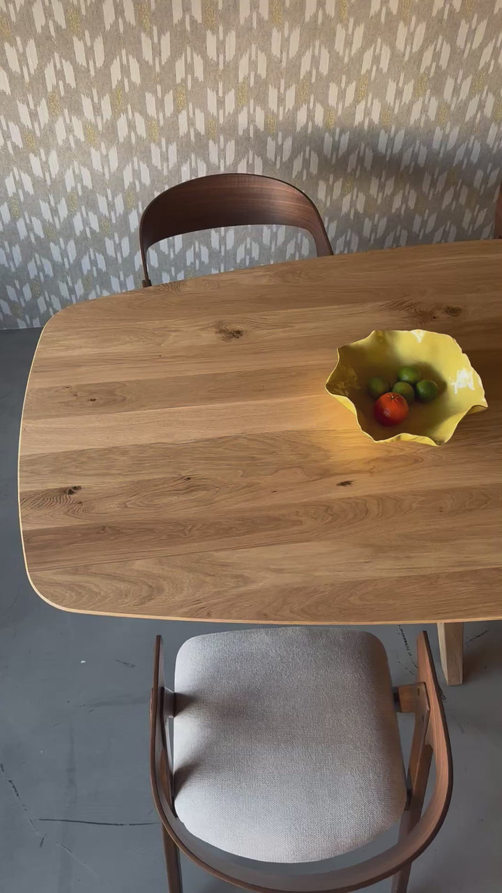 Leon eettafel showmodel