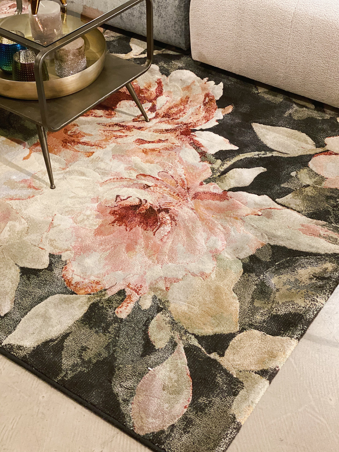 Vloerkleed Flower Bomb roze ( diverse afmetingen )